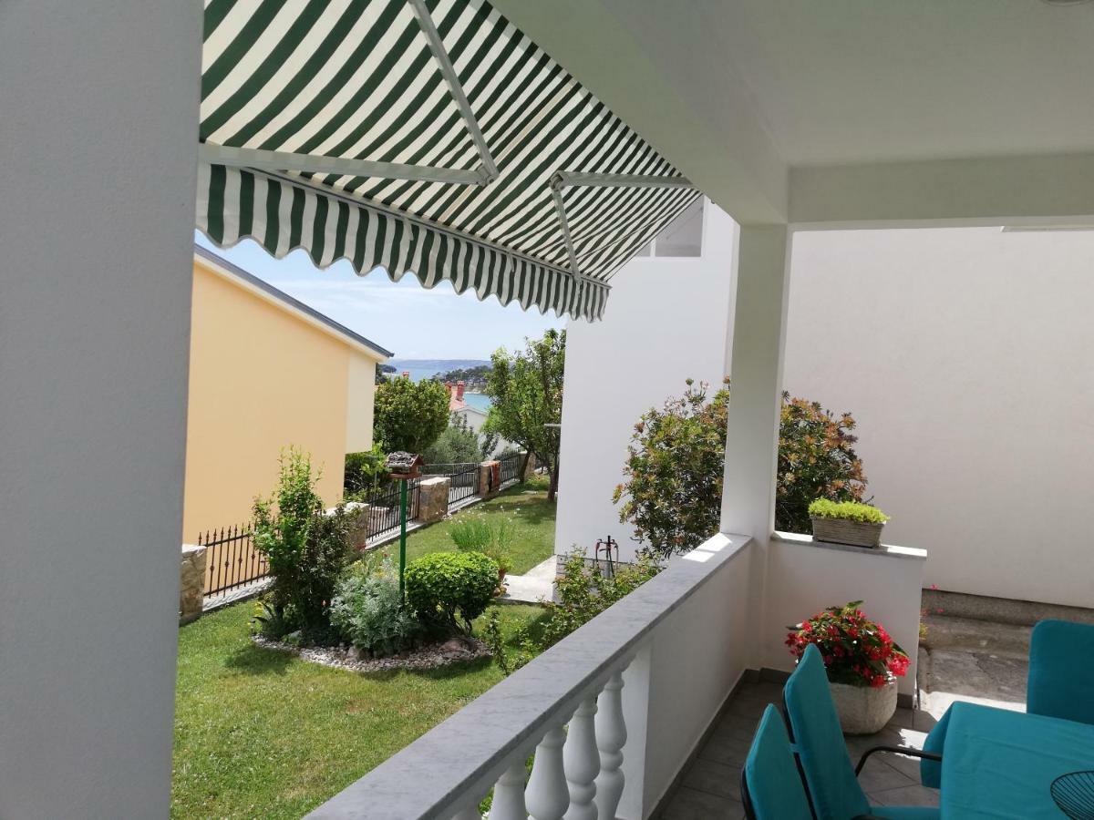 Apartman Katica Banjol Exterior photo
